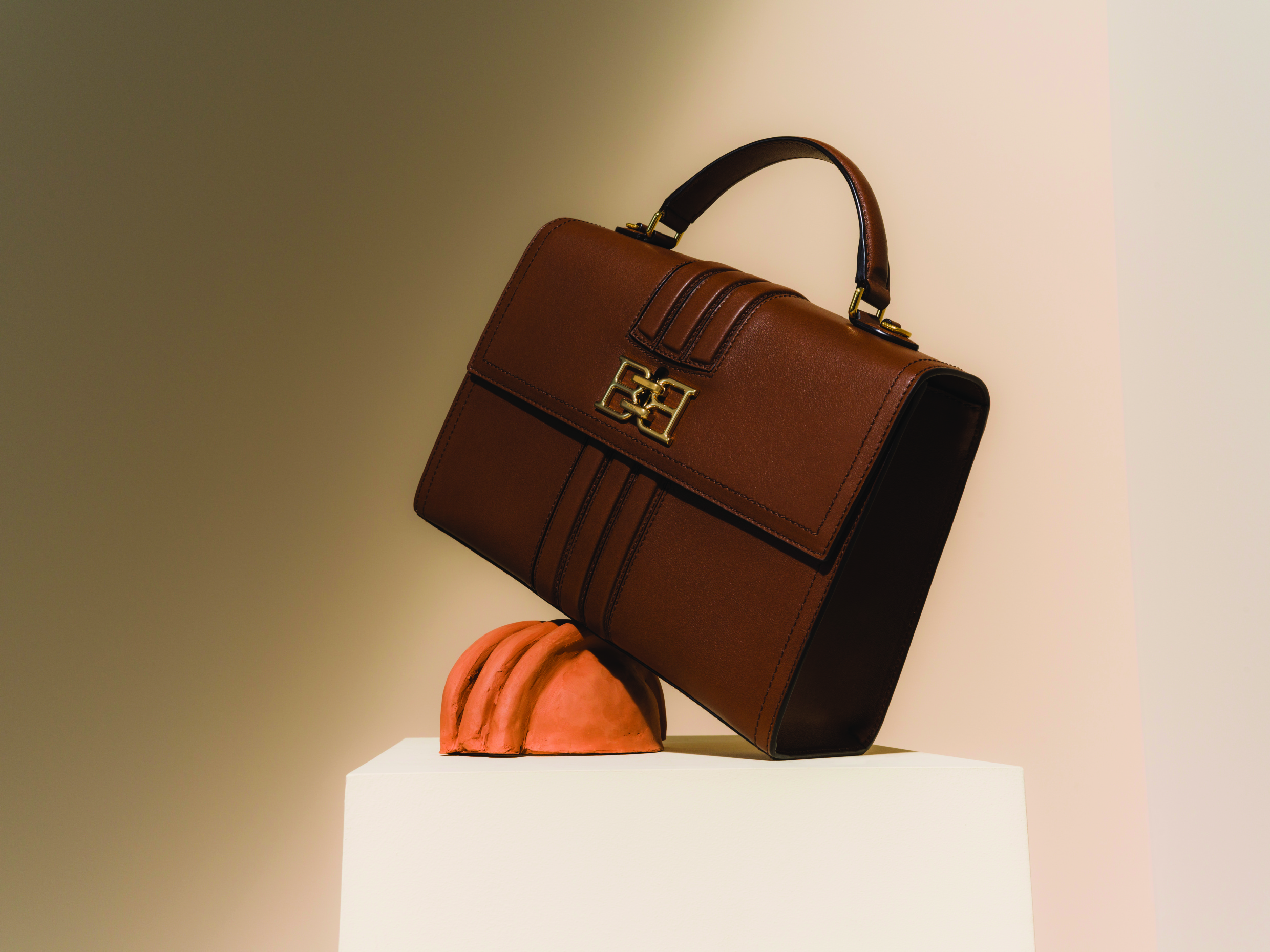 BALLY AW21 Bombé_Craftsmanship Campaign (9).jpg