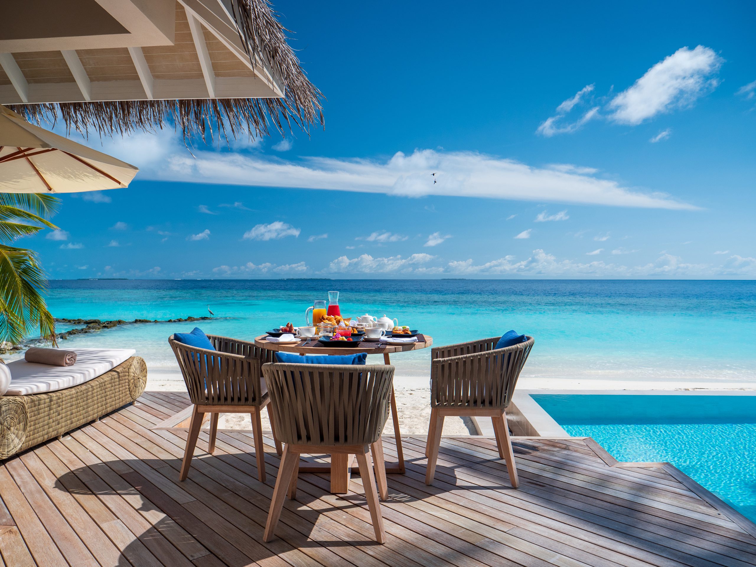 Baglioni_Resort_Maldives_Breakfast_beach_Villa126_ (3)