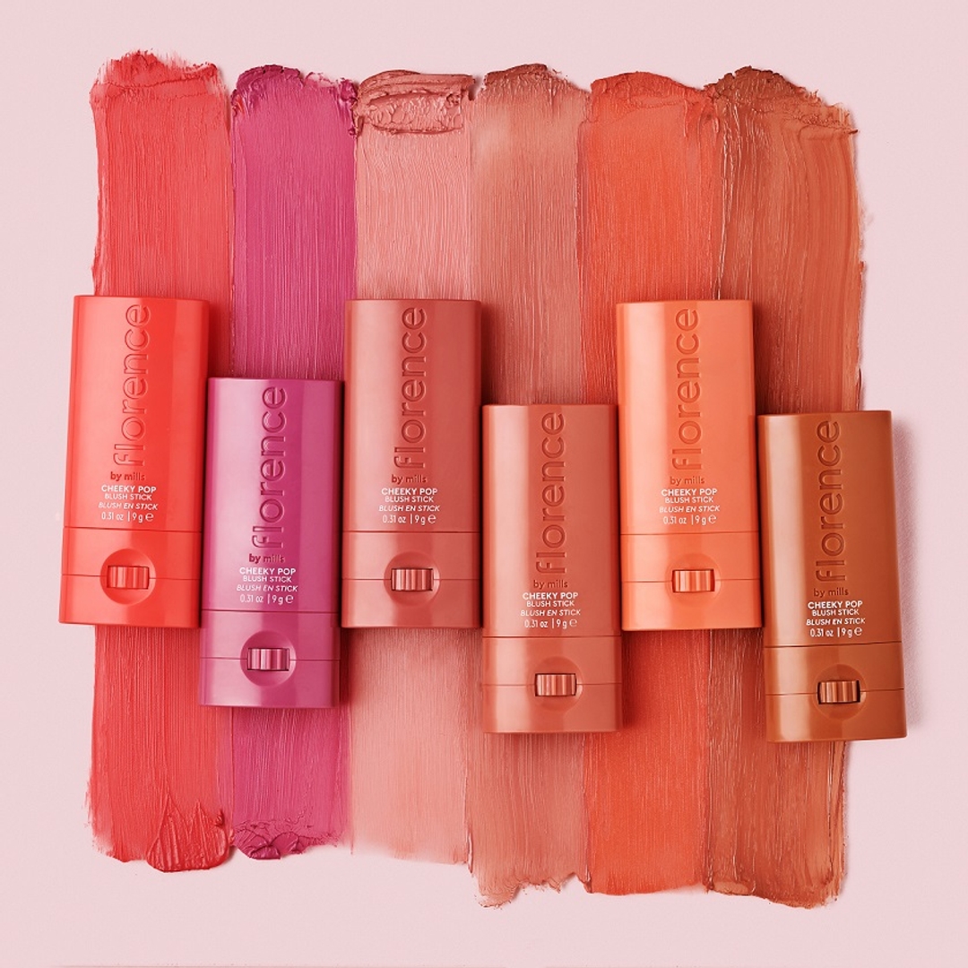 makeup-still-florence-blush-stick-groupshot-04-0925_low