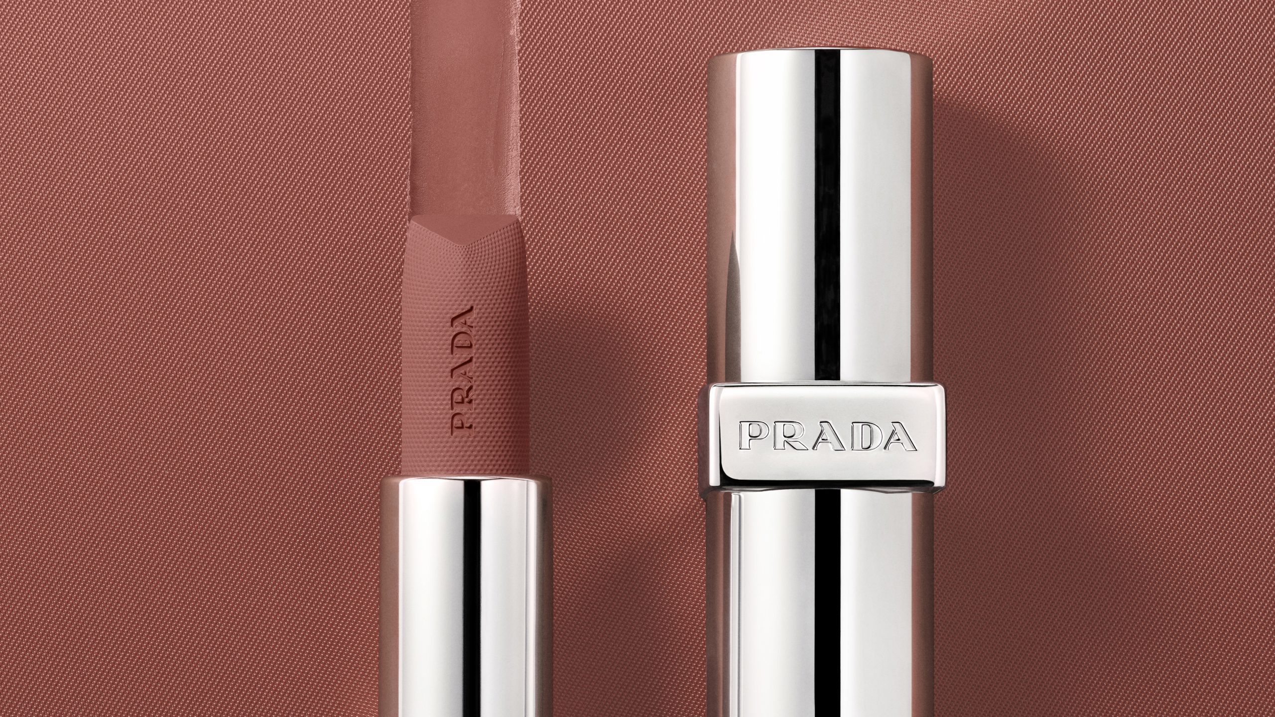 Prada_Beauty_24_Monochrome_Nude_Series_SM_B107_Secondary_StillLife_Pack+Texture_16x9_3614274098068_RVB_jpg