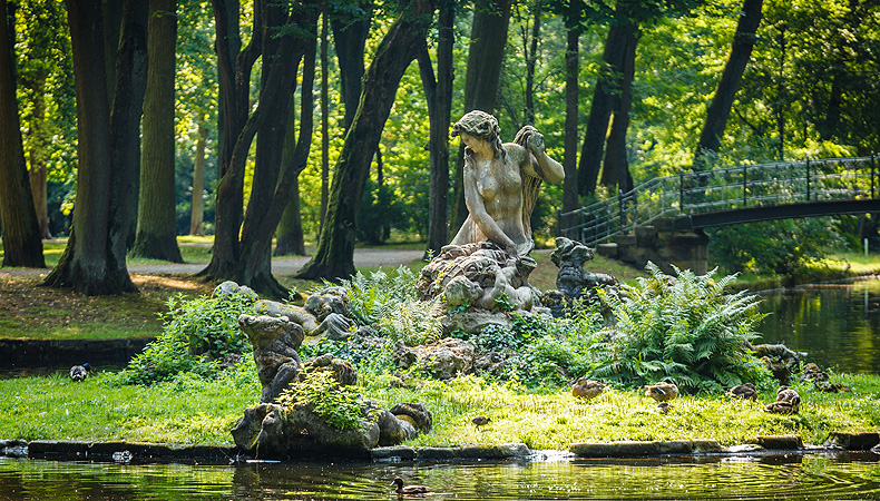 Schwaneninsel mit Figurengruppe im Hofgarten Bayreuth (c) Bayerische Schlösserverwaltung, Thomas Köhler