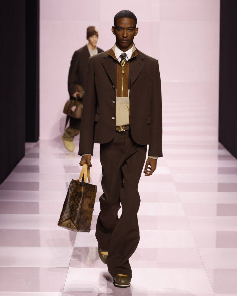LOUIS VUITTON MEN FALL WINTER 2025 SHOW LOOK 21