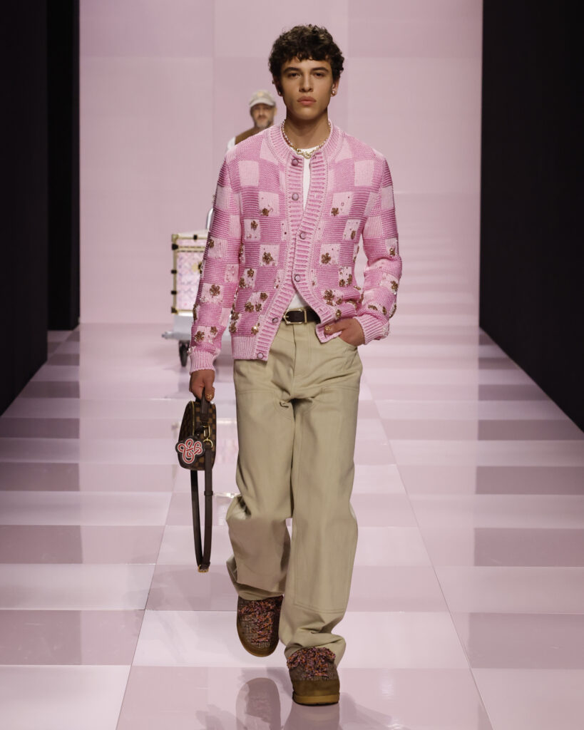 LOUIS VUITTON MEN FALL WINTER 2025 SHOW LOOK 24
