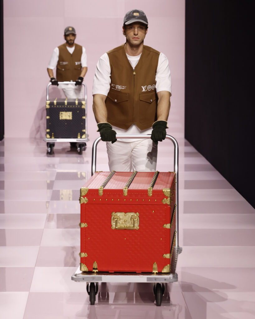 LOUIS VUITTON MEN FALL WINTER 2025 SHOW LOOK 79