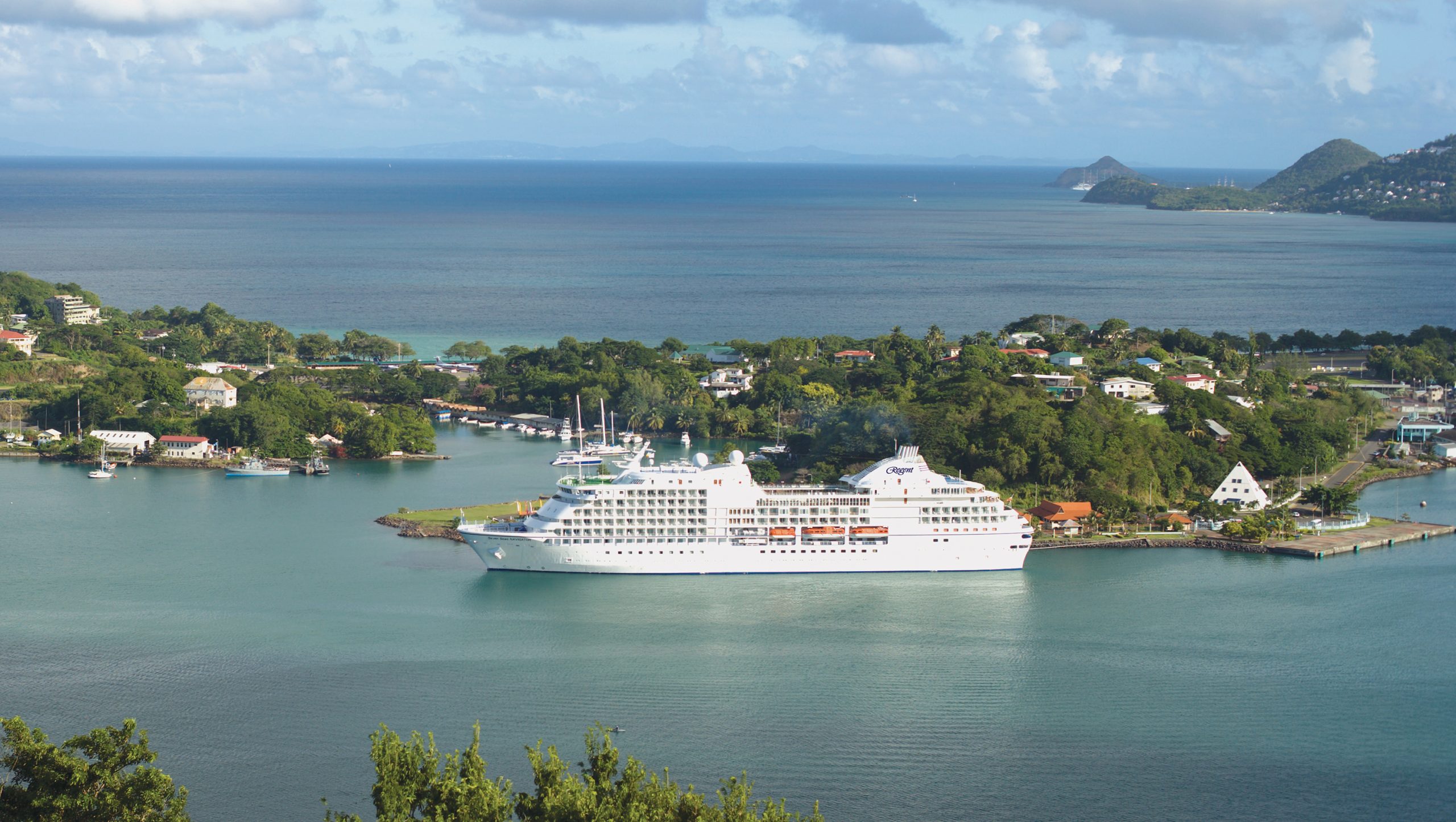 Seven Seas Navigator in St Lucia