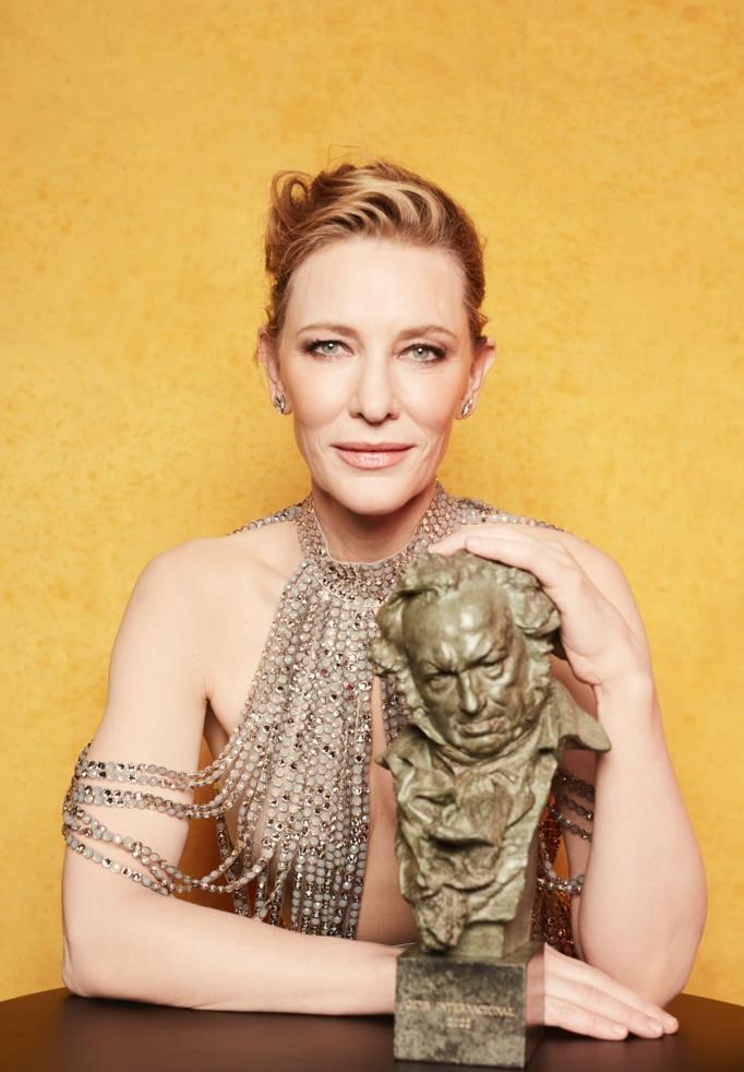Cate Blanchett - Goya Awards. Armani beauty 8 - credit @papowaisman