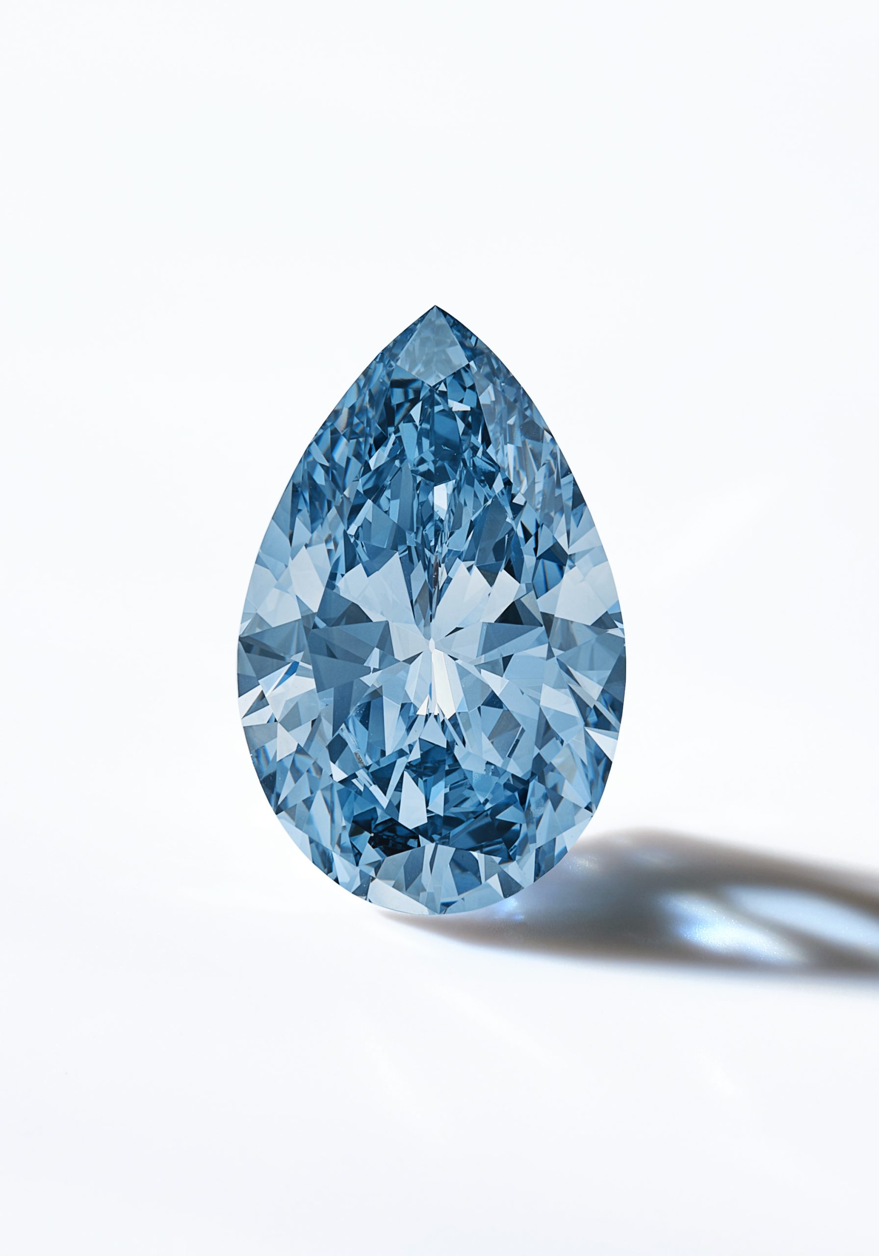 Bulgari Laguna Blu, 11.16 carats, To be sold at Sotheby's Geneva Luxury Week (1)