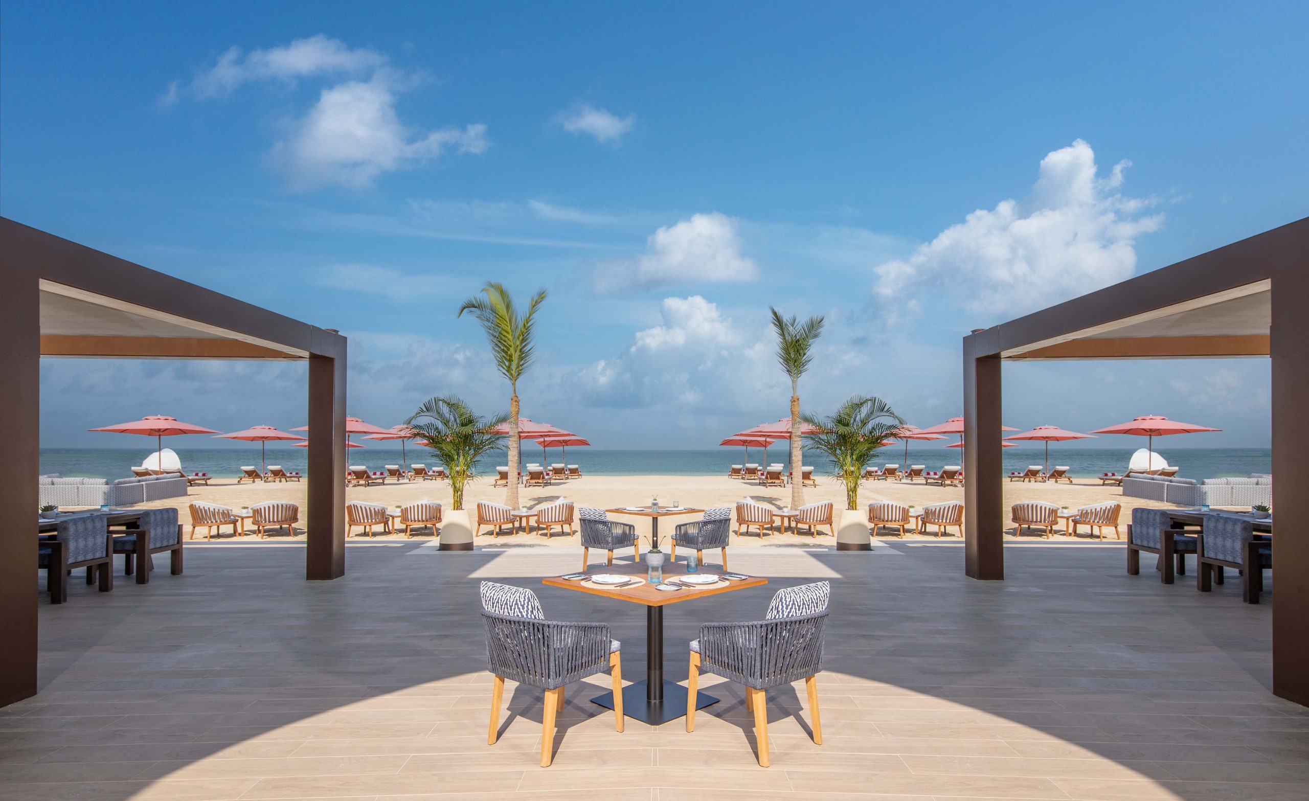 Anantara_Mina_Al_Arab_Ras_Al_Khaimah_Resort - Restaurant - Beach_House - Outdoor_View