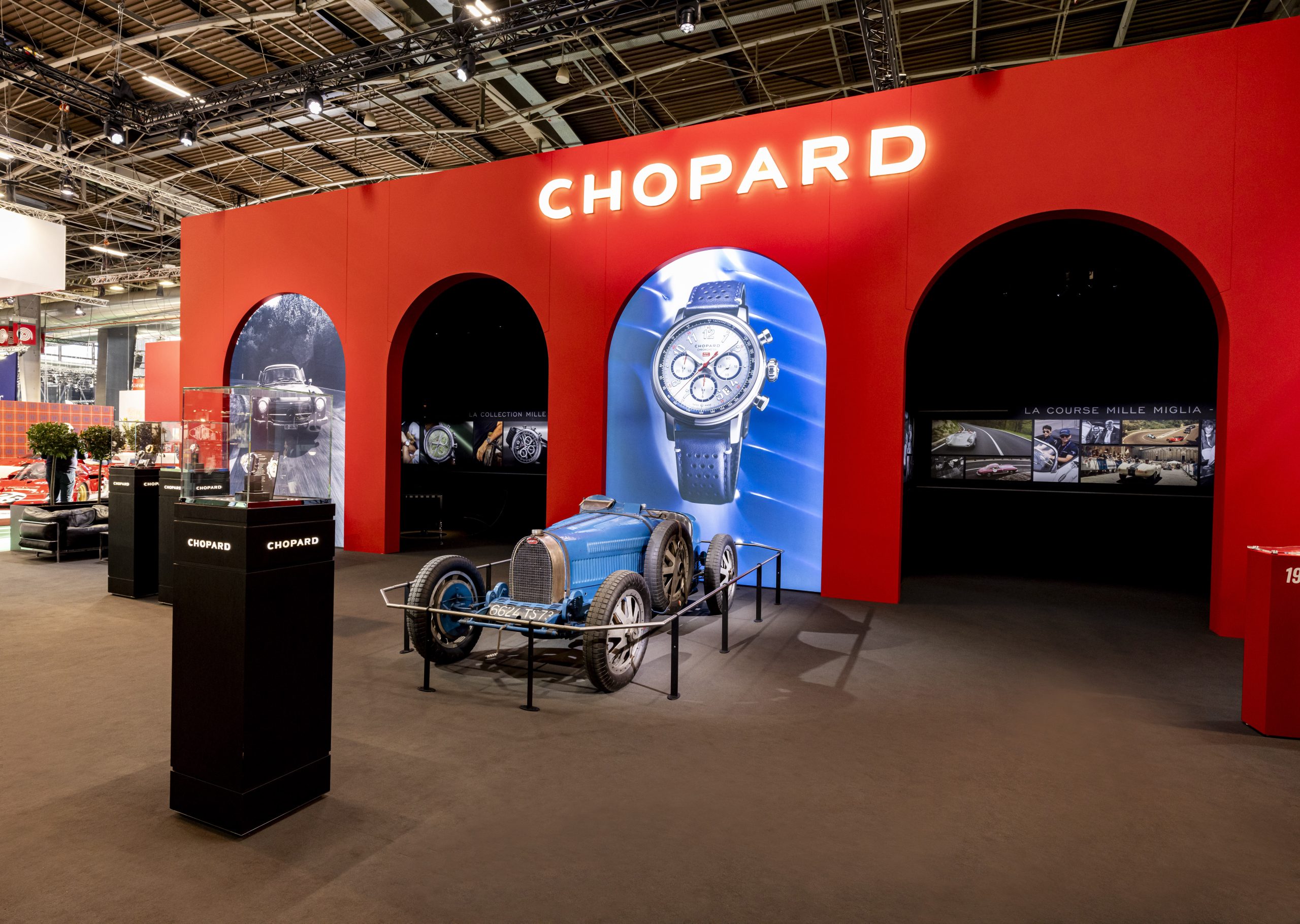 Chopard at the Salon Rétromobile_Ambiance (2)
